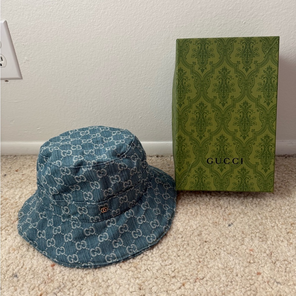 Gucci Bucket hat